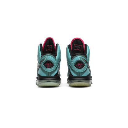 Nike LeBron 8 'South Beach Pre-Heat' (2010)