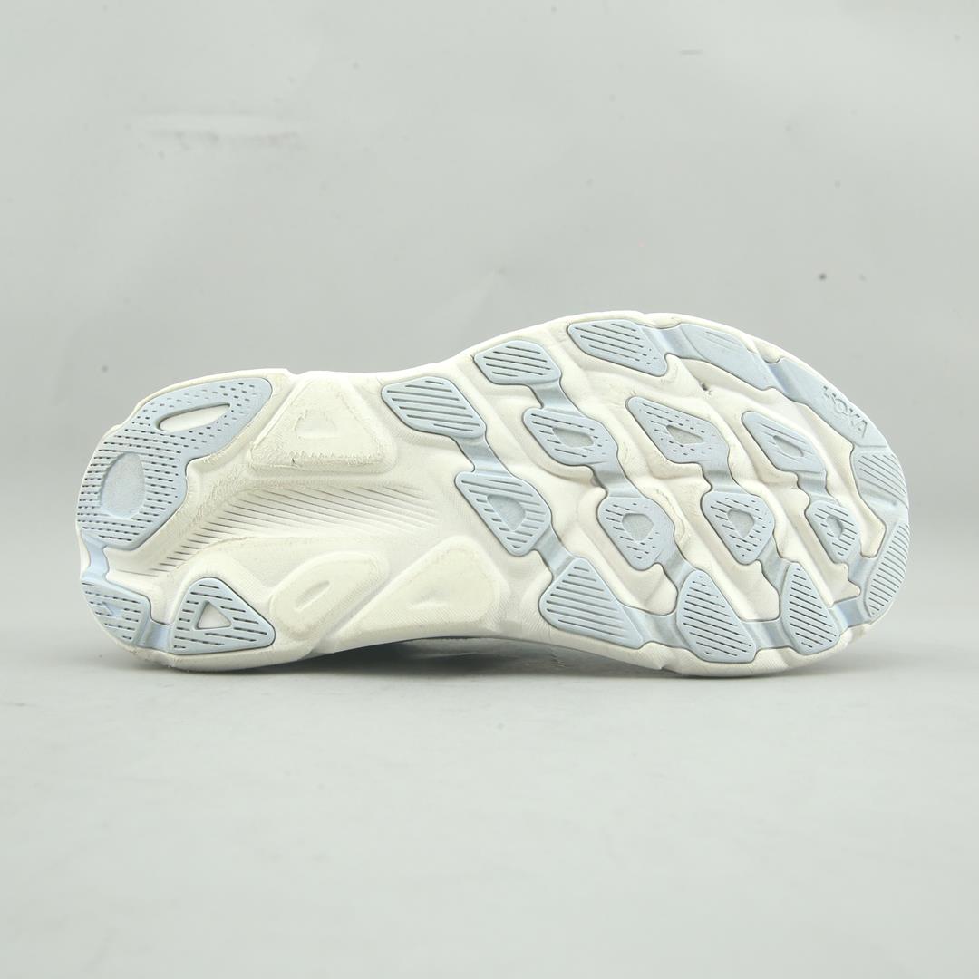 HOKA ONE ONE CLIFTON 9