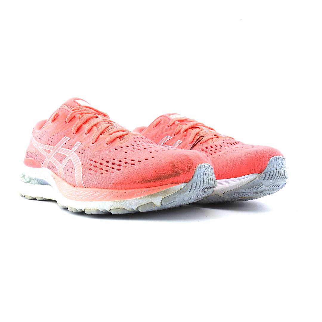 ASICS GEL-KAYANO 28