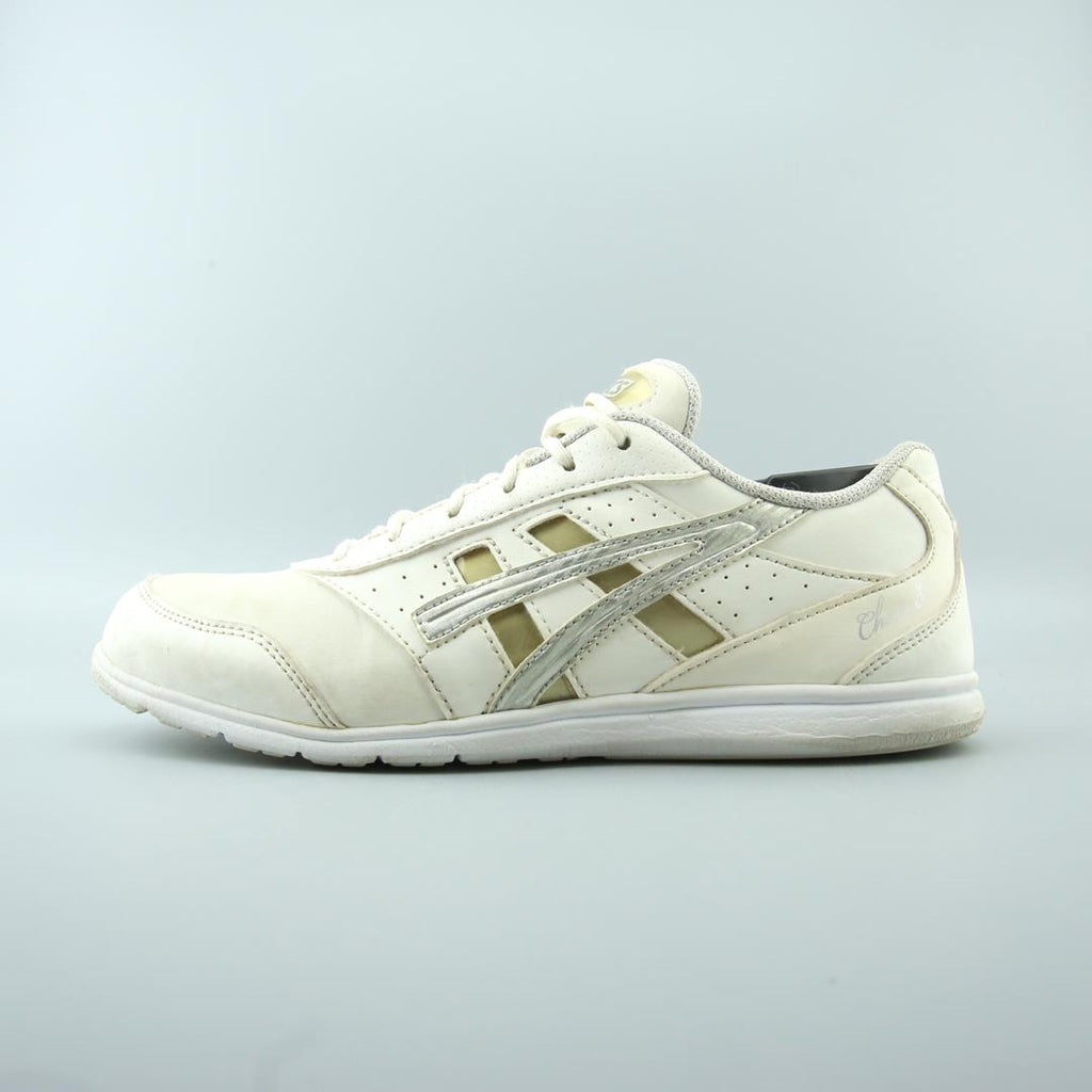 ASICS CHEER 8