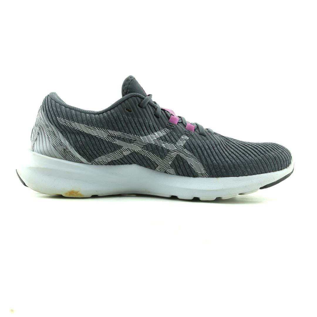 ASICS VERSABLAST