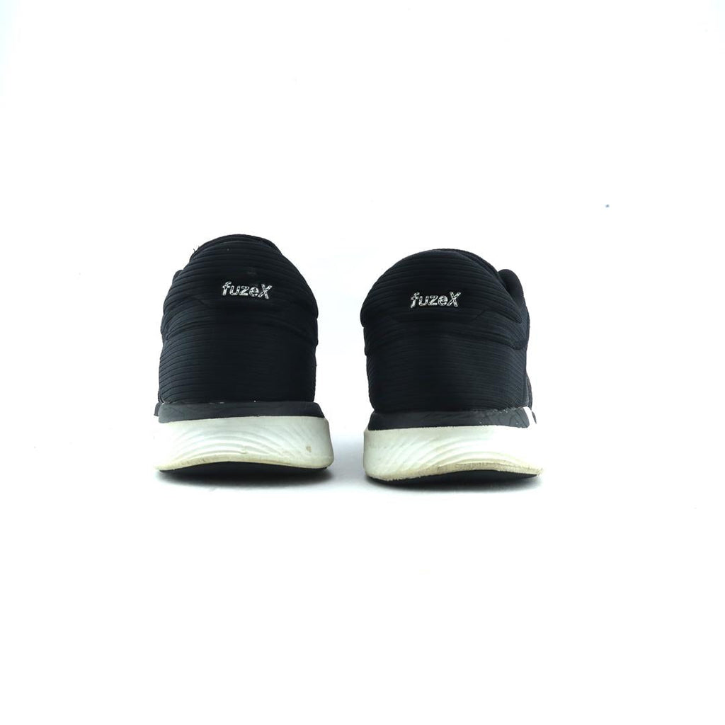 ASICS FUZE X