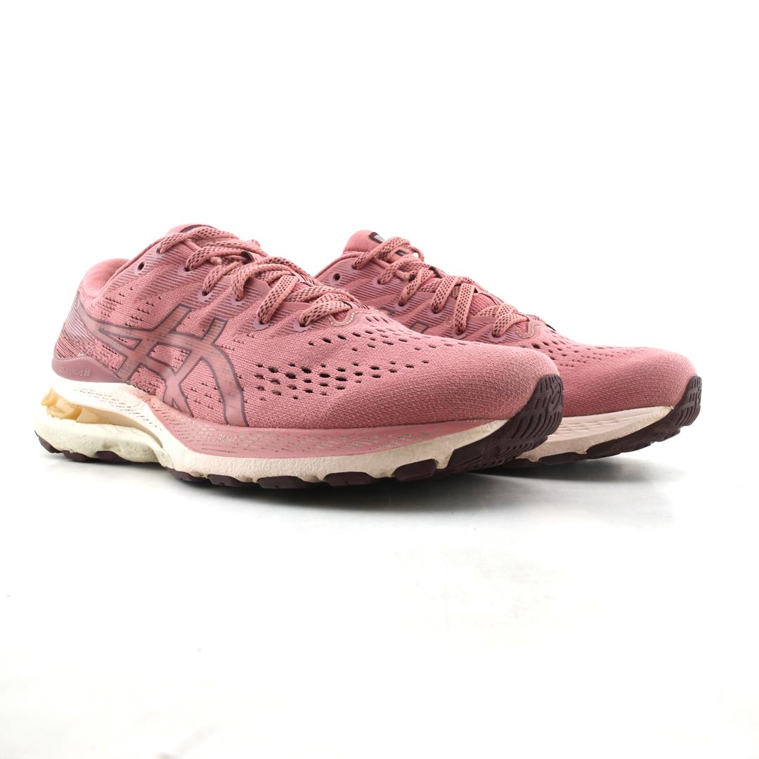 ASICS GEL KAYANO 28