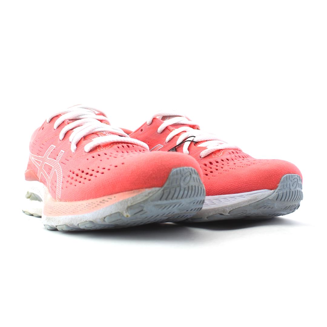 ASICS GEL-KAYANO 28