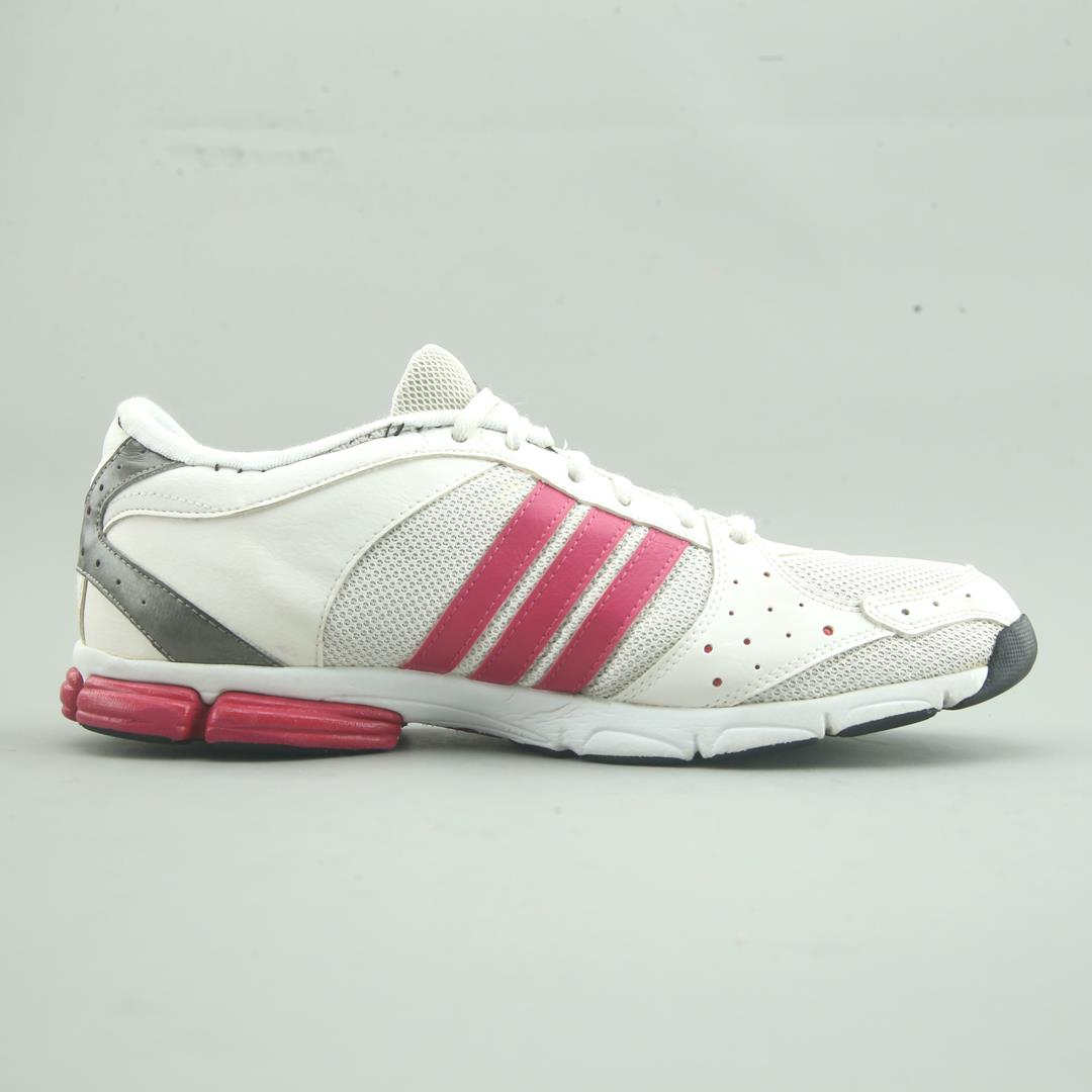 ADIDAS .