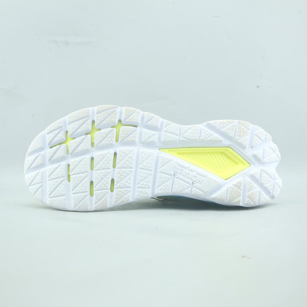 HOKA ONE ONE MACH 5