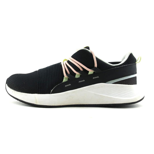 UNDER ARMOUR CHARGED BREATHE
