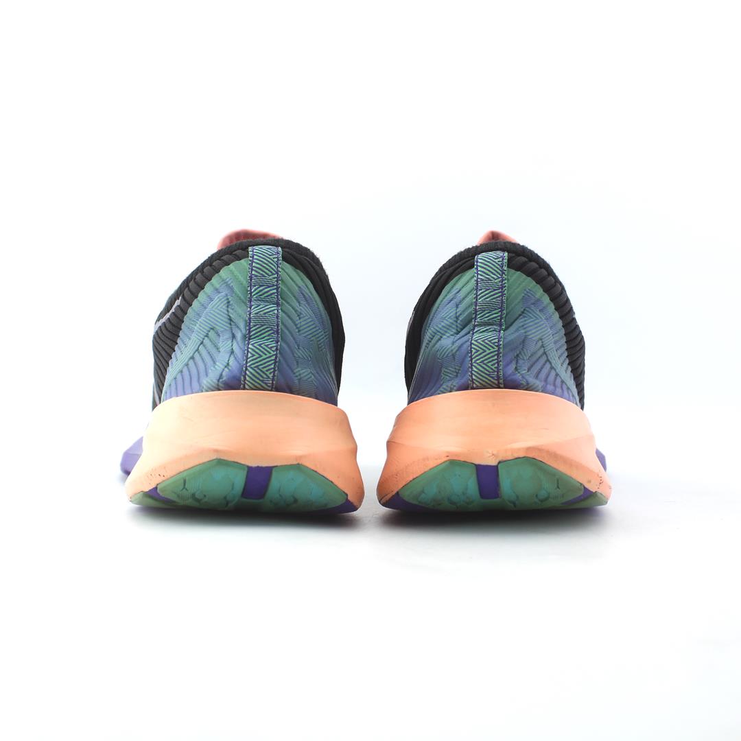 ASICS VERSABLAST