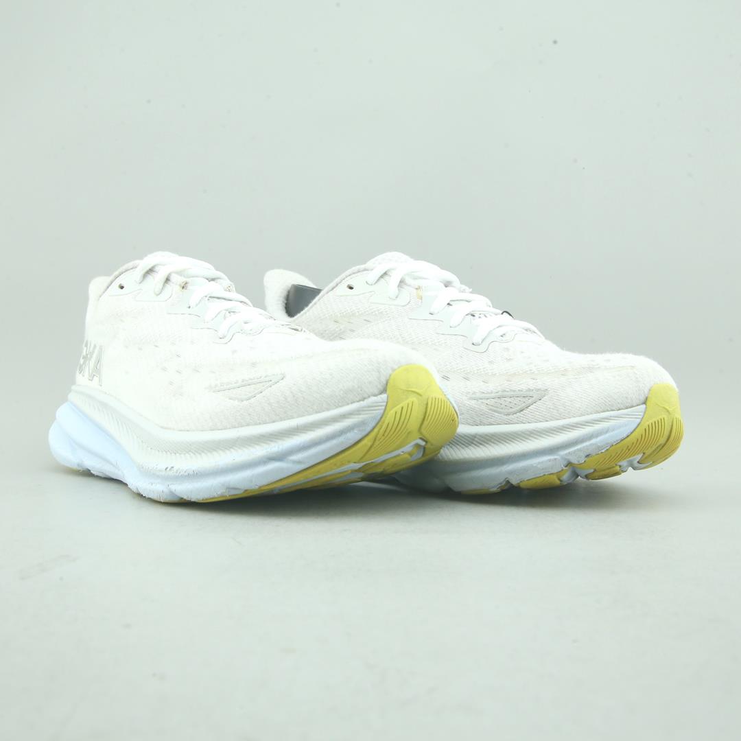 HOKA ONE ONE CLIFTON 9