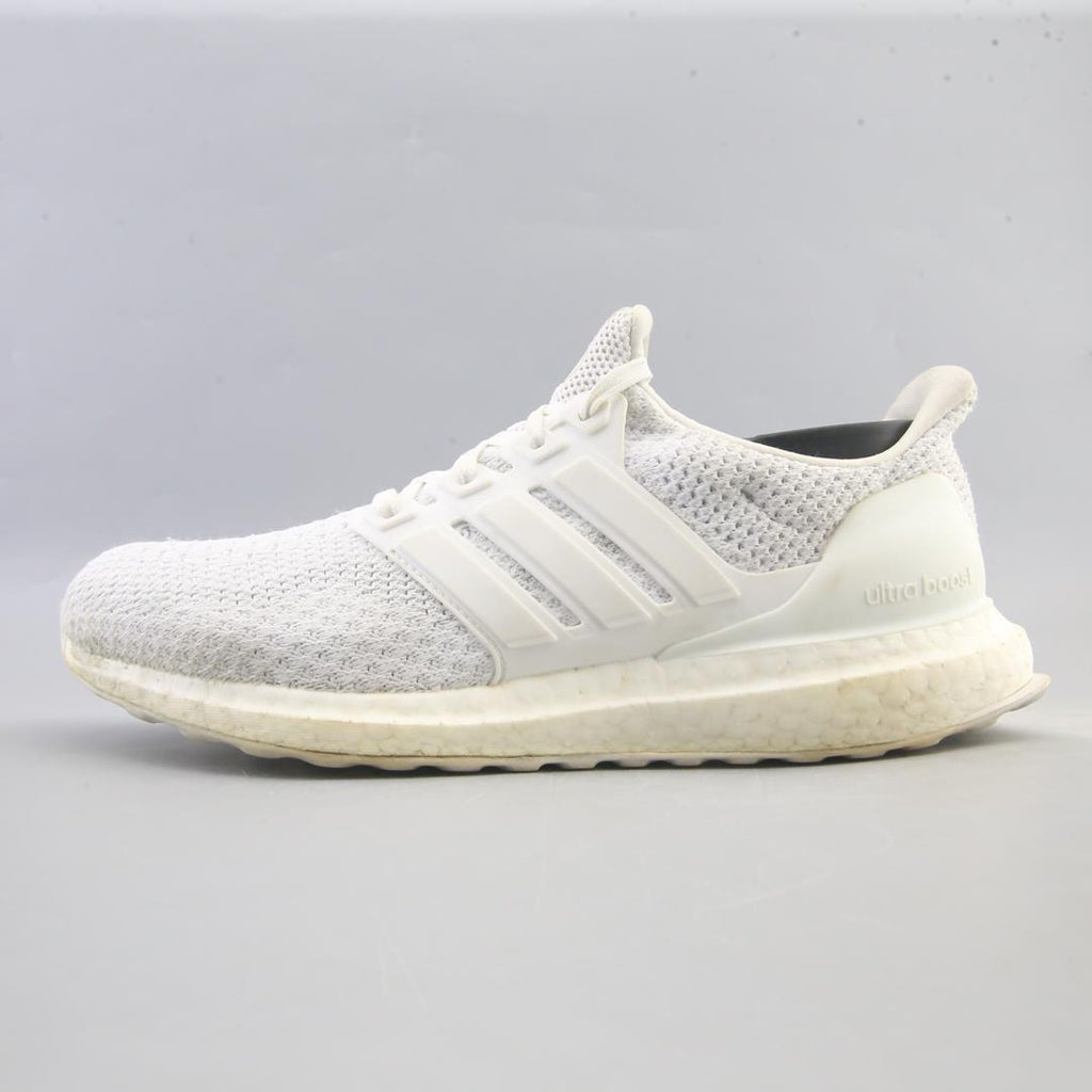 ADIDAS  ULTRA BOOST 2.0