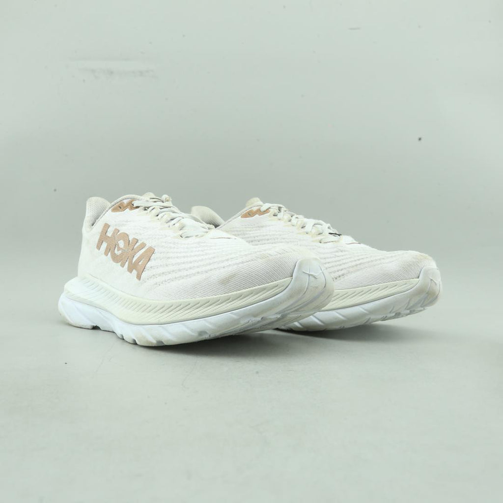 HOKA ONE ONE MACH 5
