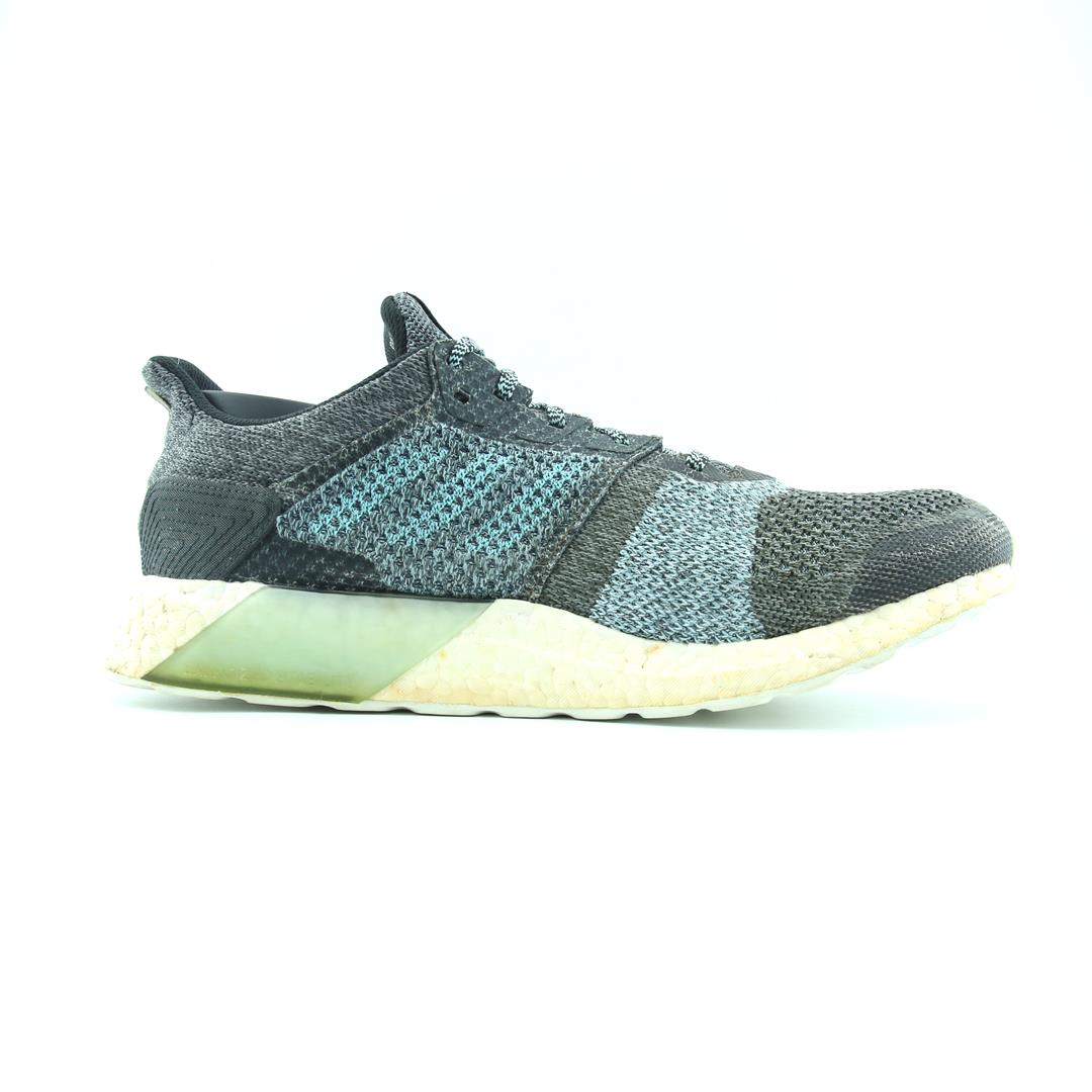 ADIDAS  ULTRA BOOST ST
