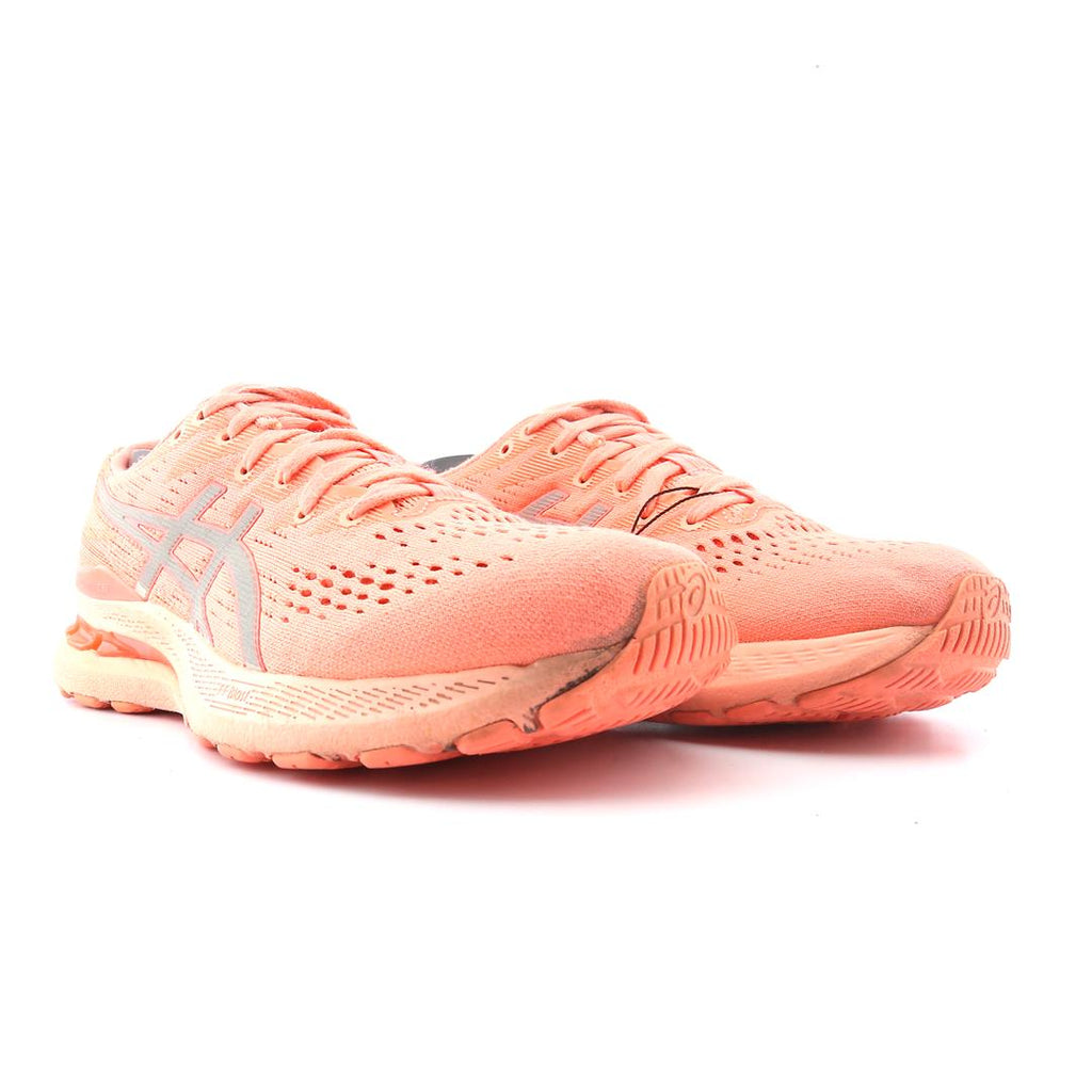 ASICS GEL-KAYANO 28