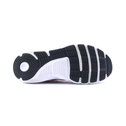 UNDER ARMOUR ASSERT 9