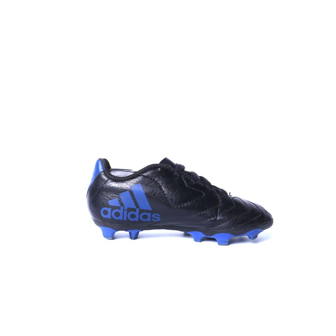ADIDAS .