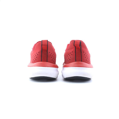 UNDER ARMOUR ASSERT 9