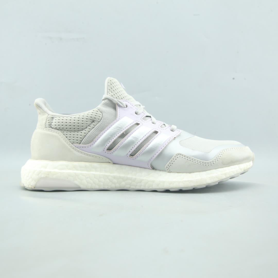 ADIDAS  ULTRA BOOST DNA