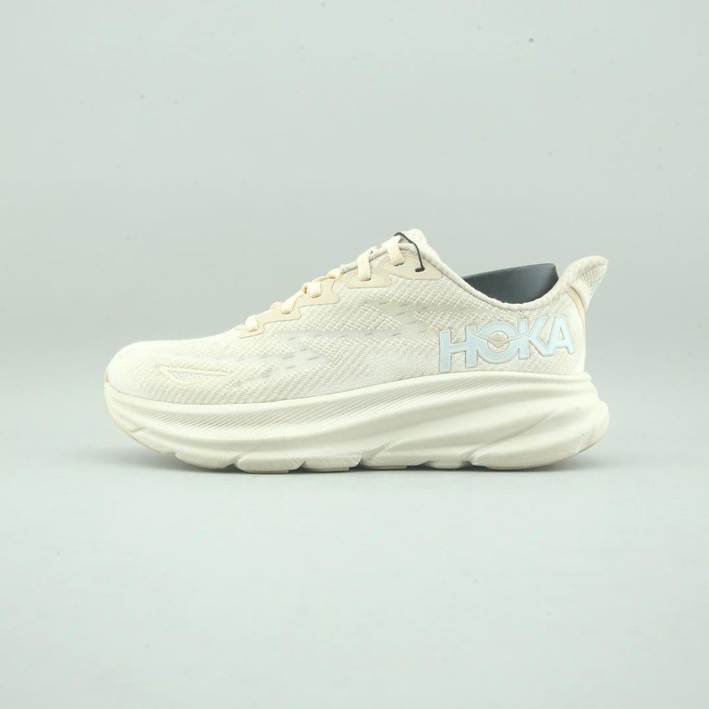 HOKA ONE ONE CLIFTON 9