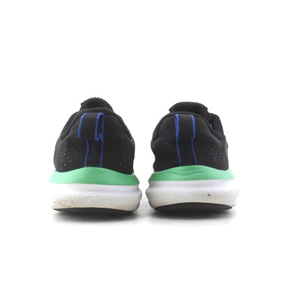 UNDER ARMOUR  CHARGED ASSERT 9