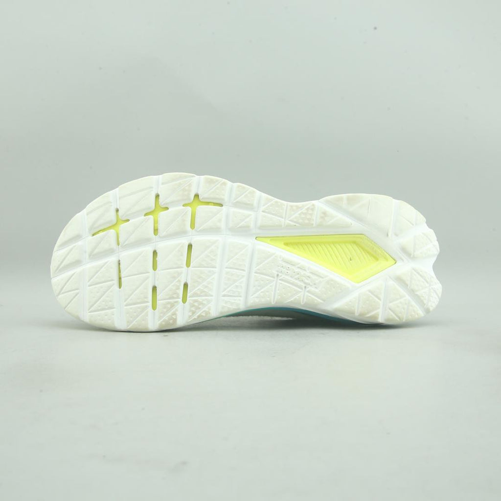 HOKA ONE ONE MACH 5