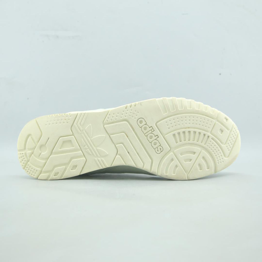 ADIDAS A.R. TRAINER