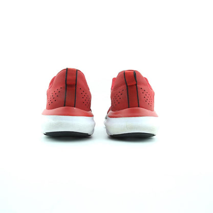 UNDER ARMOUR CHARGED ASSERT 8