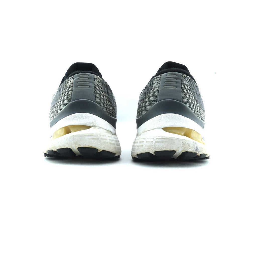 ASICS GEL-KAYANO 28