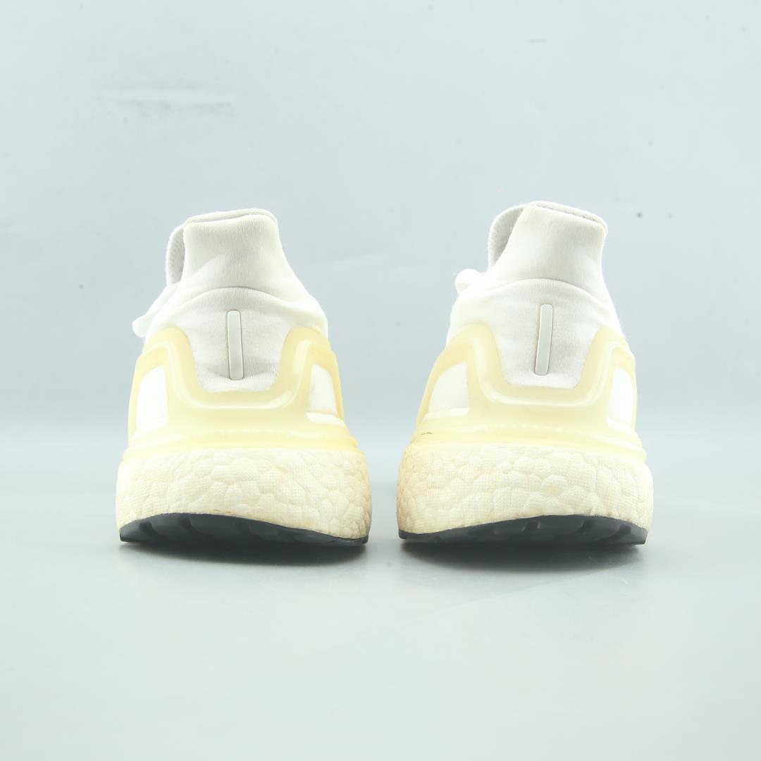 ADIDAS  ULTRA BOOST 20
