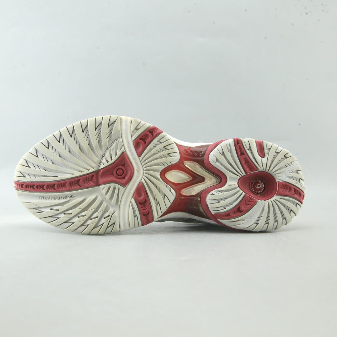 ASICS GEL-NETBURNER IGNITES 6