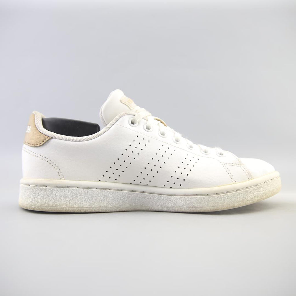 ADIDAS ADVANTAGE