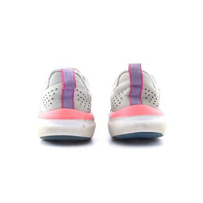 UNDER ARMOUR ASSERT 9