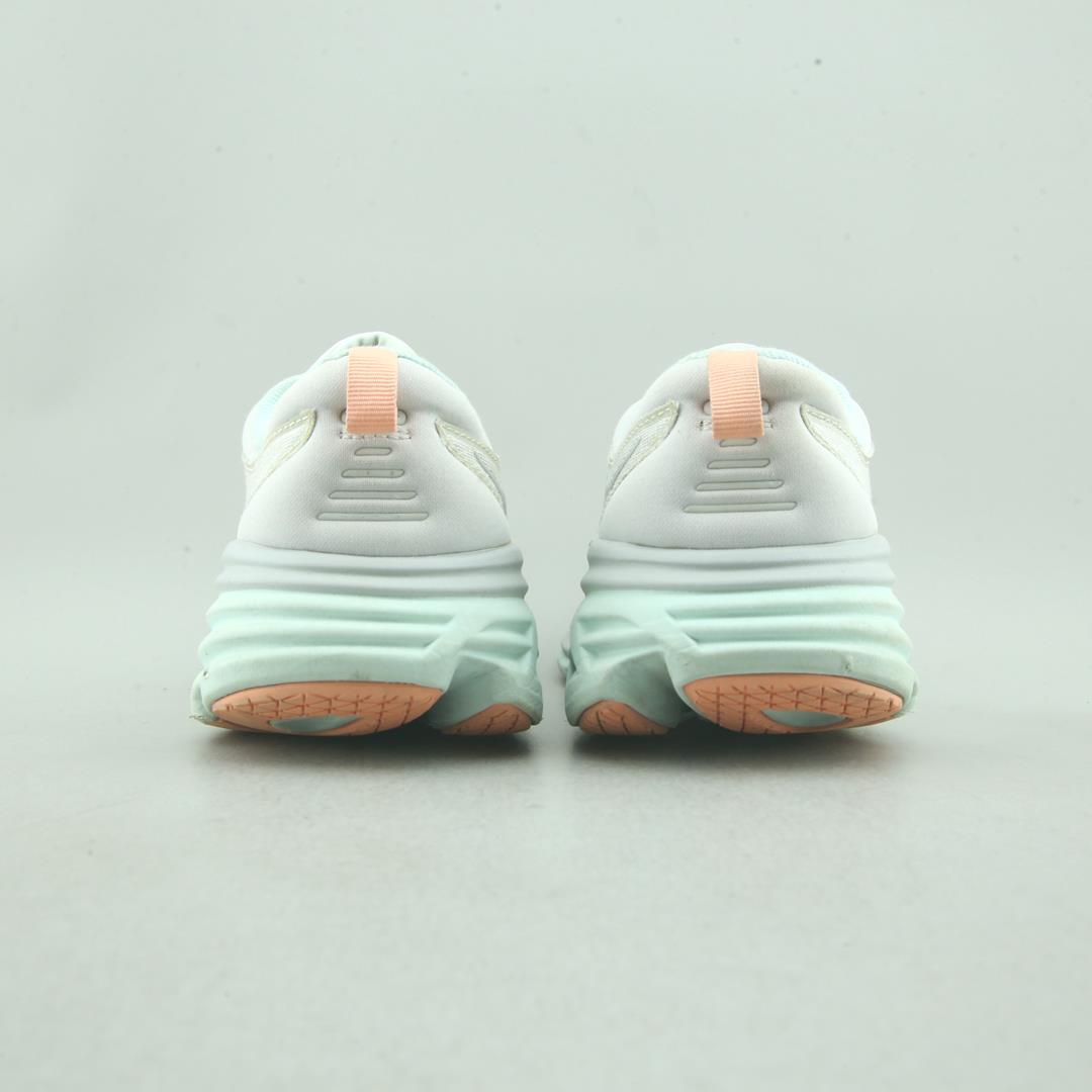 HOKA ONE ONE BONDI 8